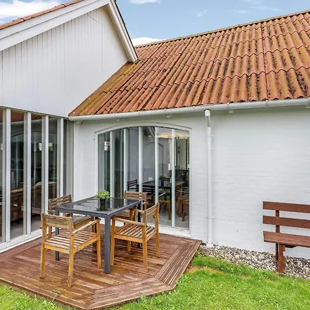 4 Star In * Løkken
